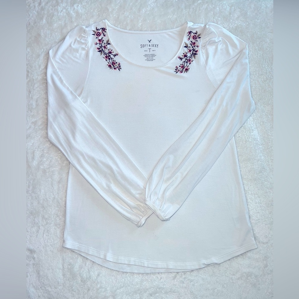 American Eagle Soft & Sexy T